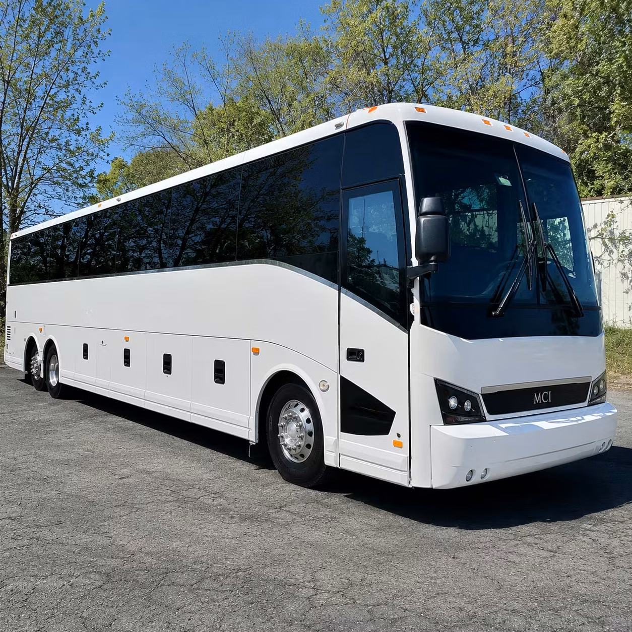 party buses for corona concert groups who want to celebrate the whole night